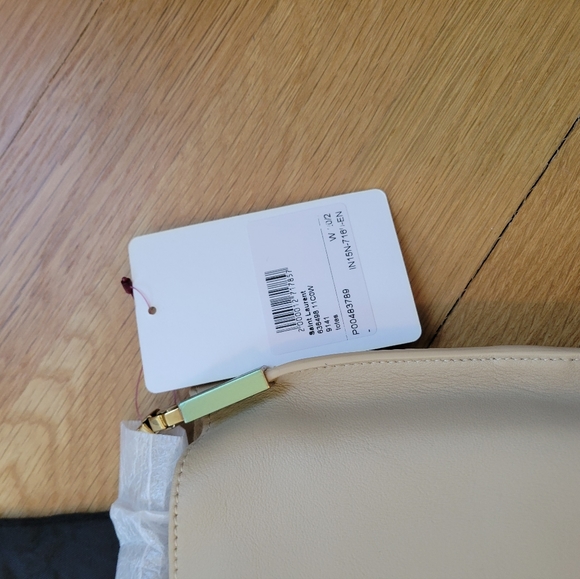 Saint laurent Suzanne small leather shoulder bag NWT - Picture 9 of 15